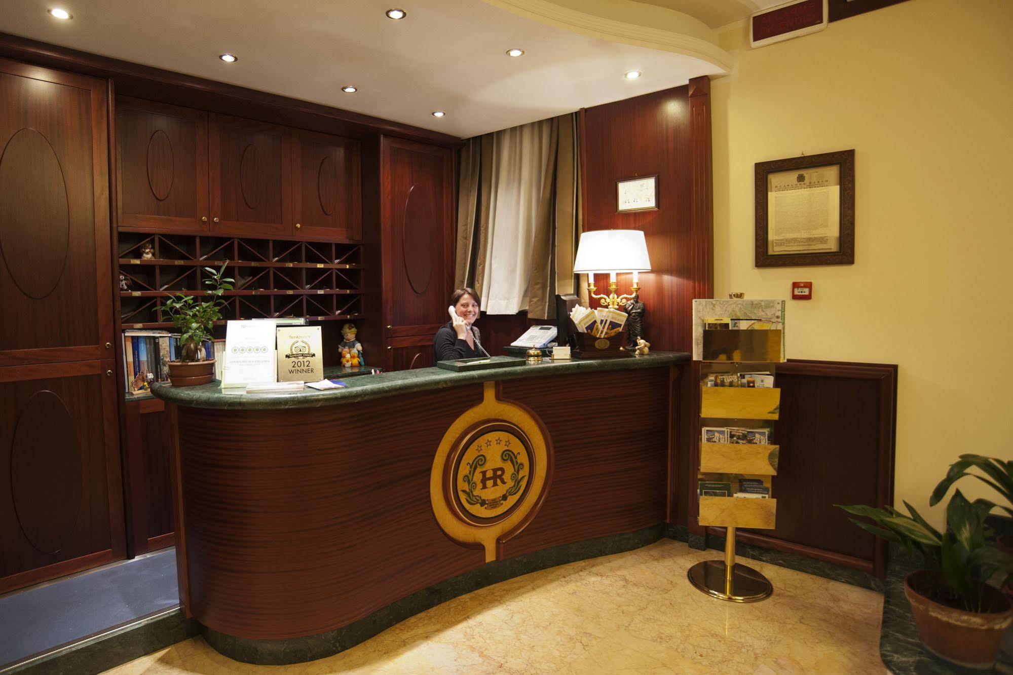 Hotel Rojan Sulmona Kültér fotó