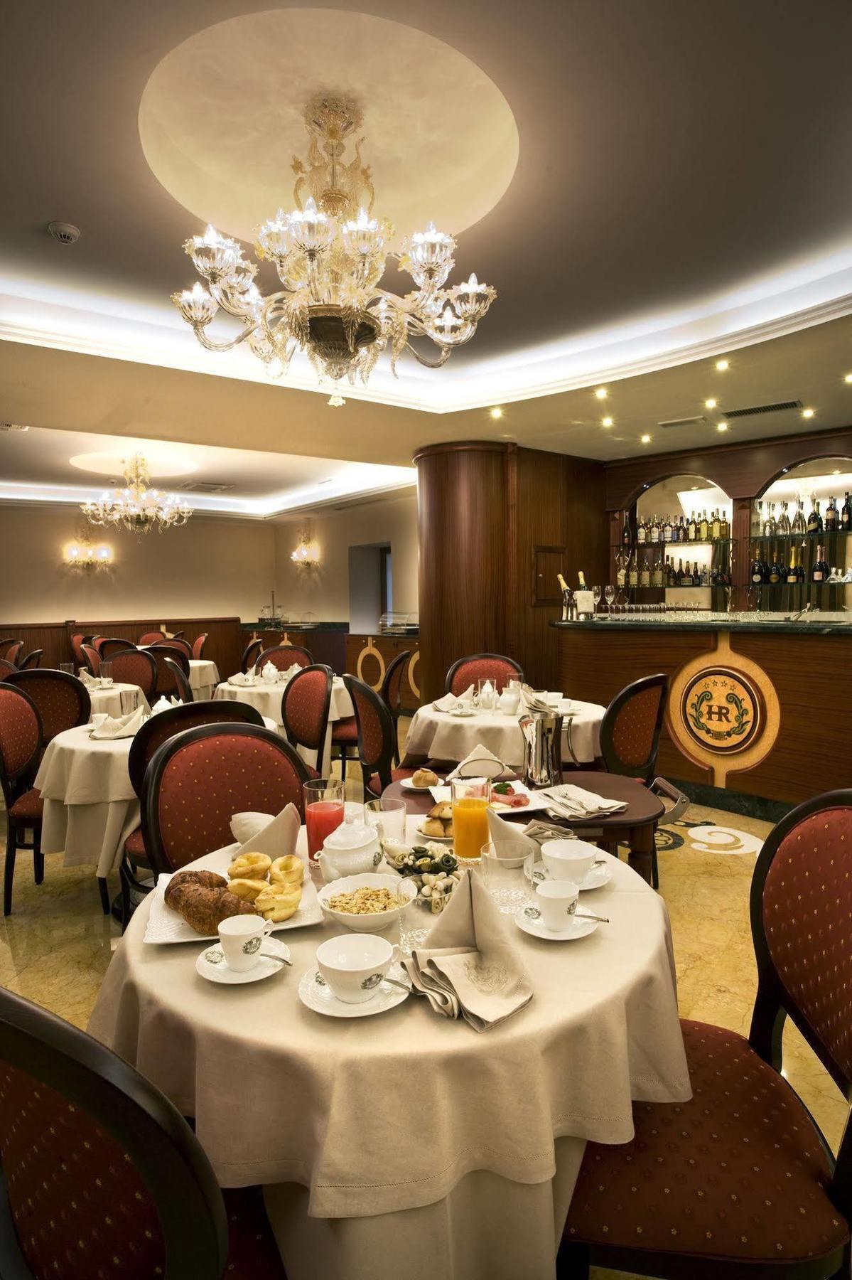 Hotel Rojan Sulmona Kültér fotó
