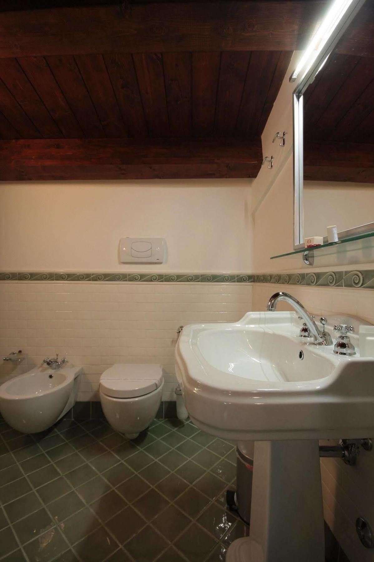 Hotel Rojan Sulmona Kültér fotó